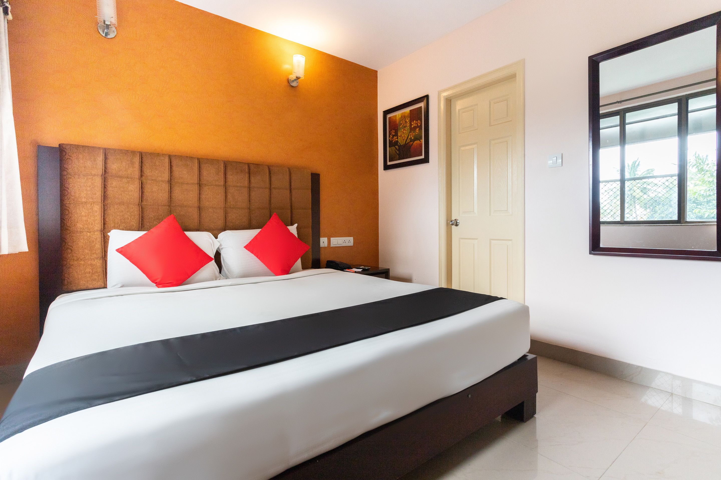 Hotel Crystal Castle by OYO Rooms