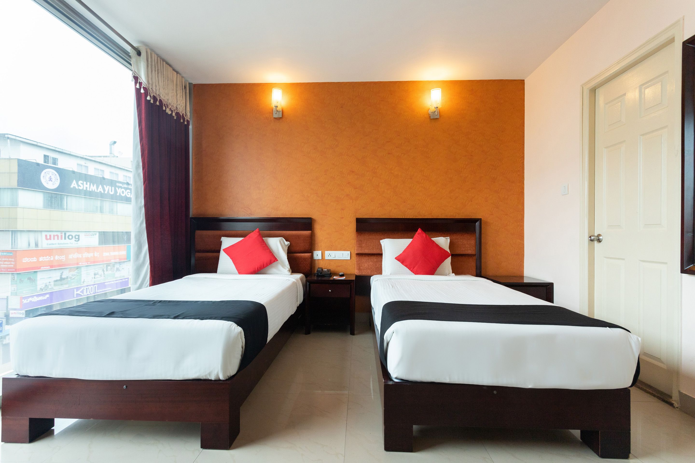 Hotel Crystal Castle by OYO Rooms