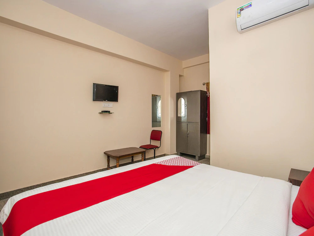 Hotel Diamond Paradise by OYO Rooms