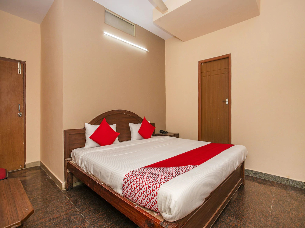 Hotel Diamond Paradise by OYO Rooms