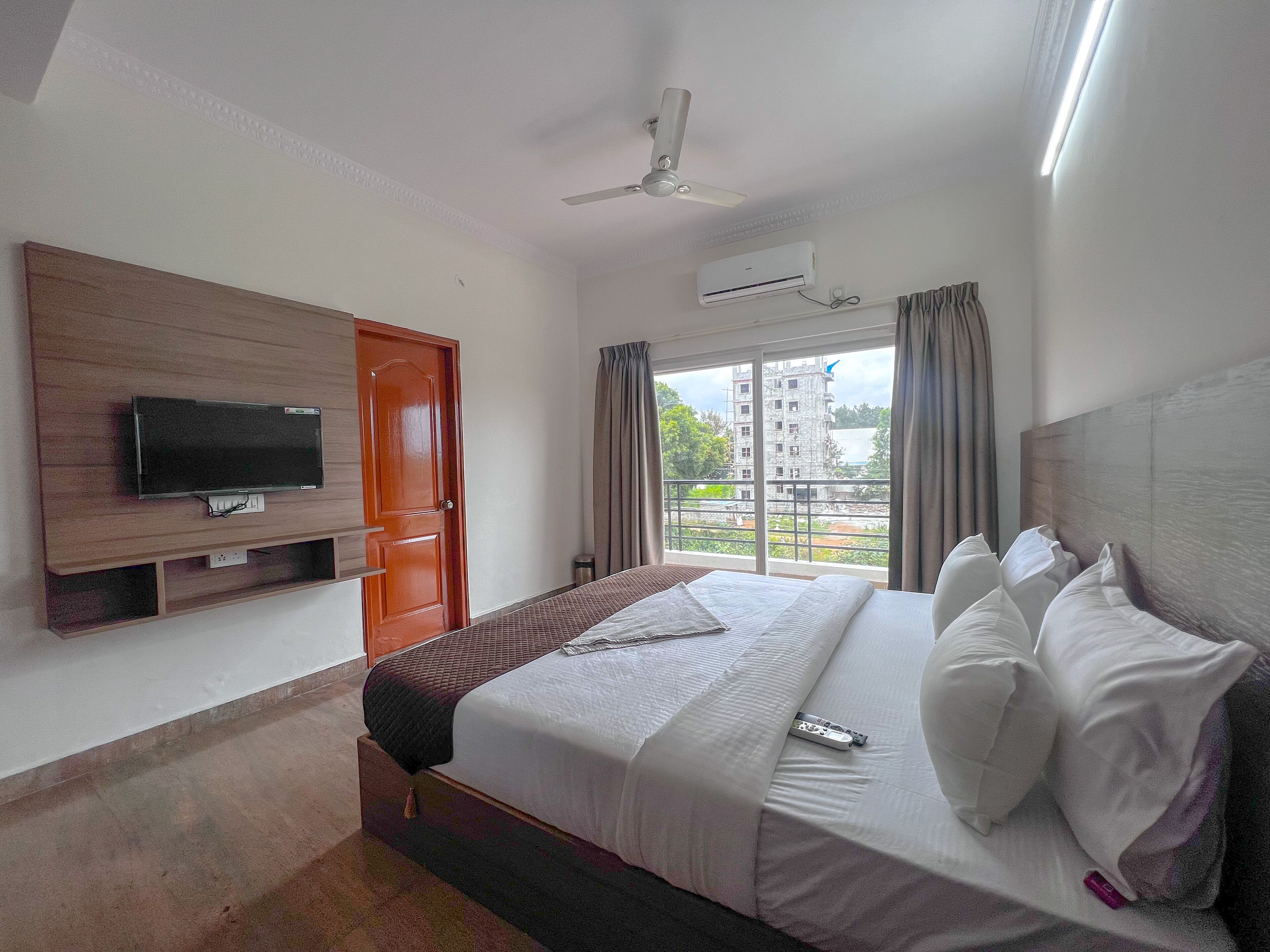 Hotel Elite by Agira