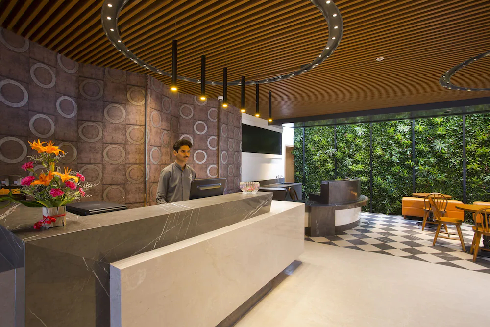 Hotel Fountain Tree By TGI