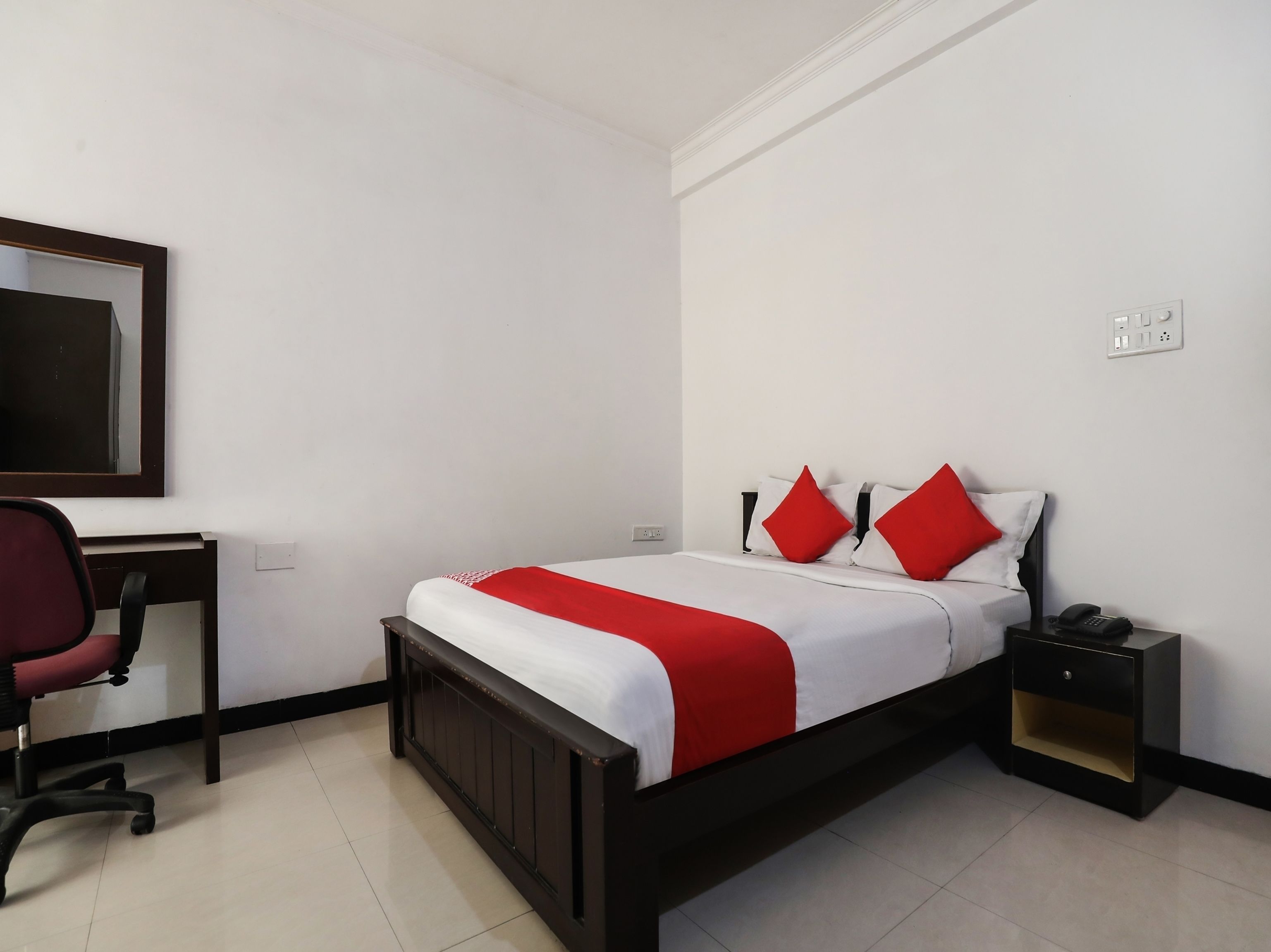 Hotel GMR 18 Grand by OYO Rooms