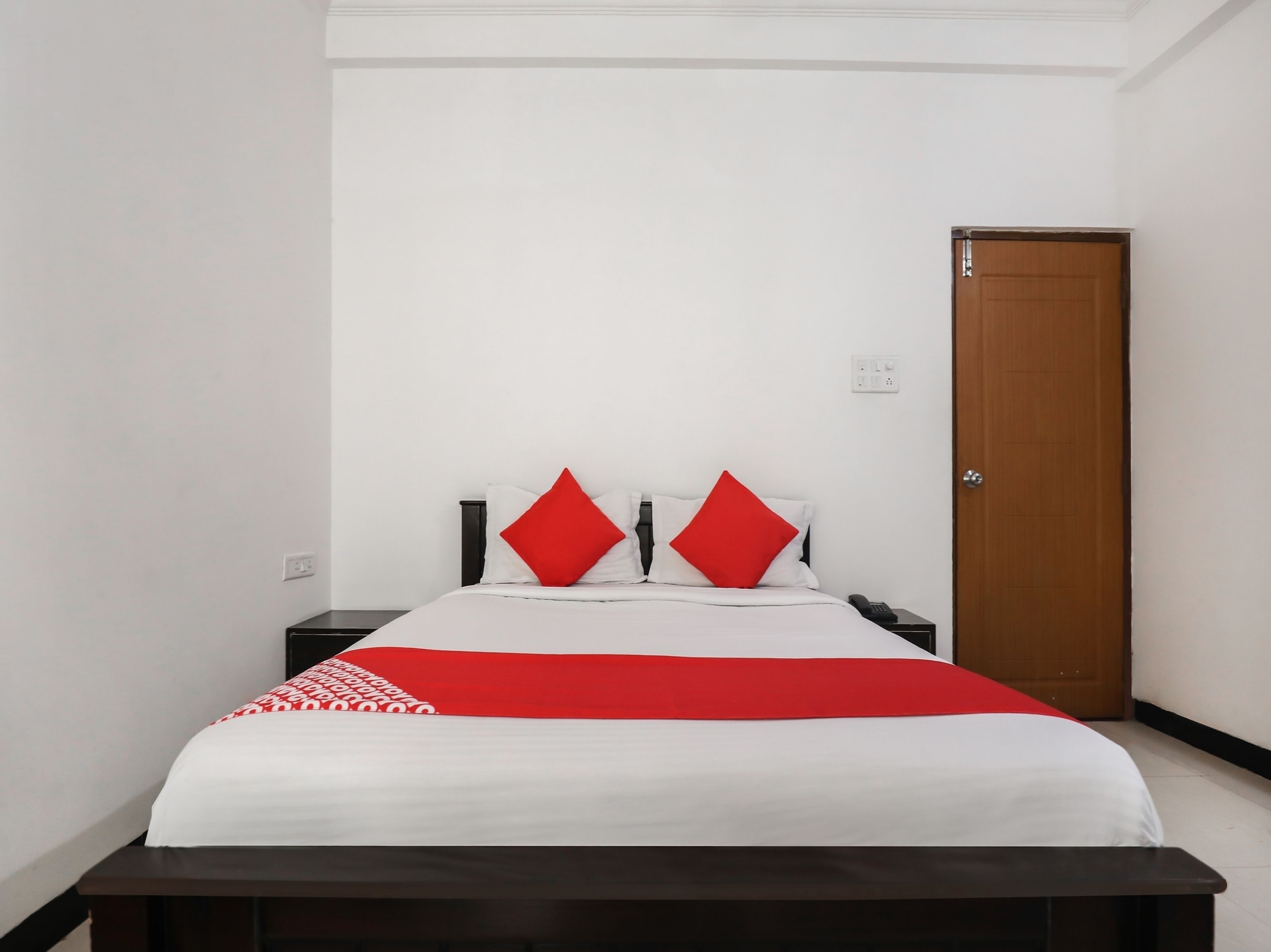 Hotel GMR 18 Grand by OYO Rooms