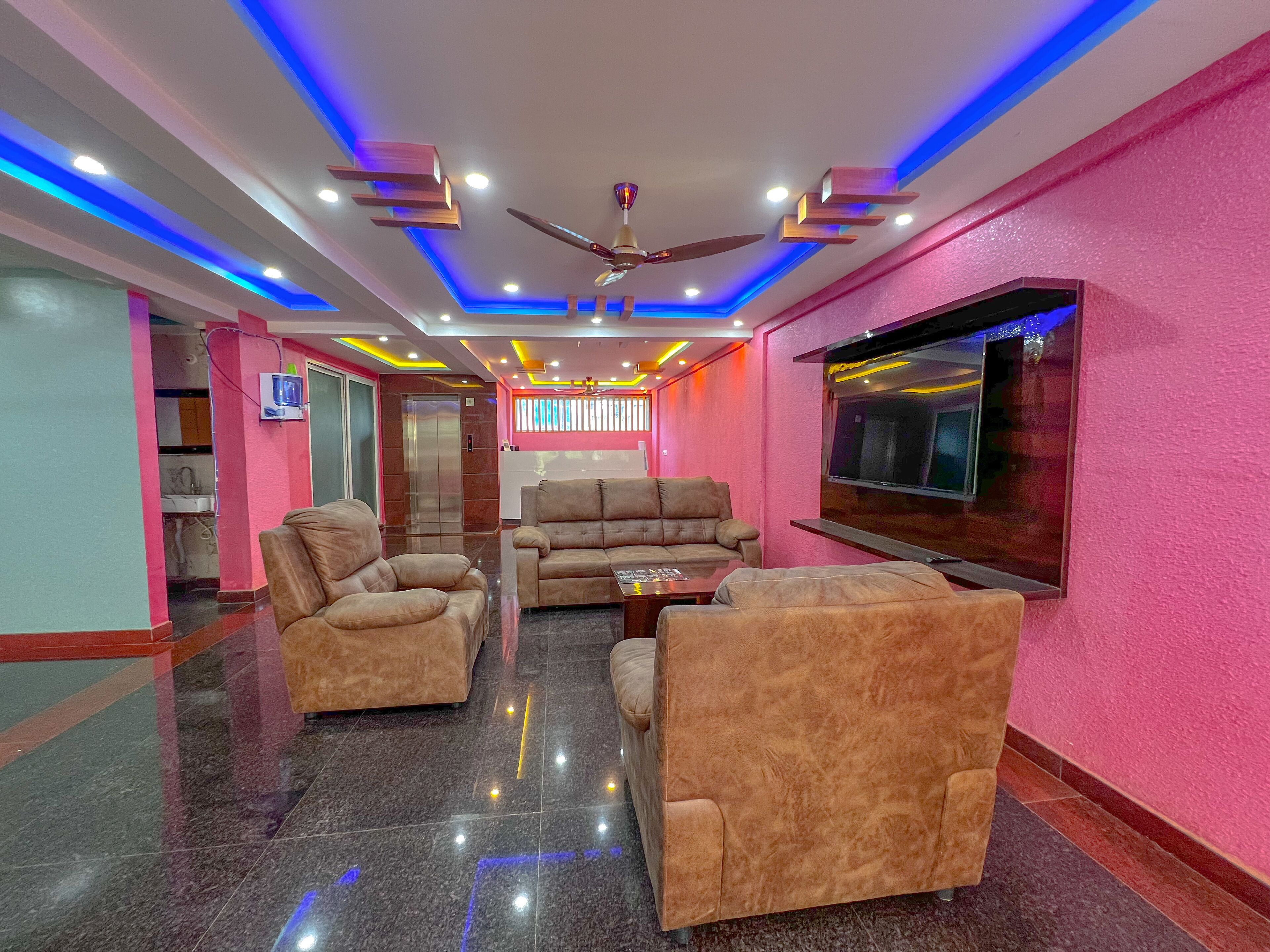 Hotel Grand Palace