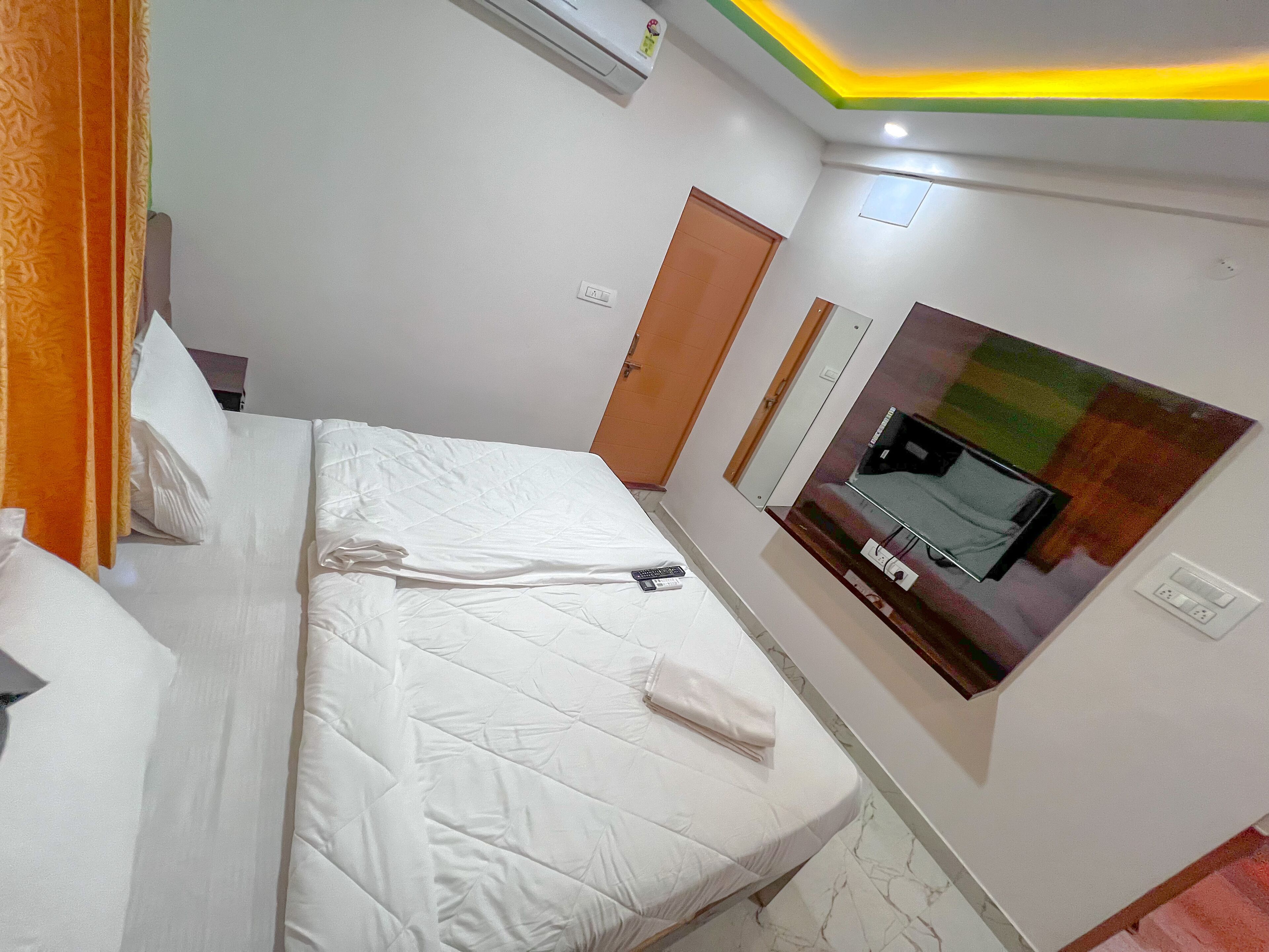 Hotel Grand Palace