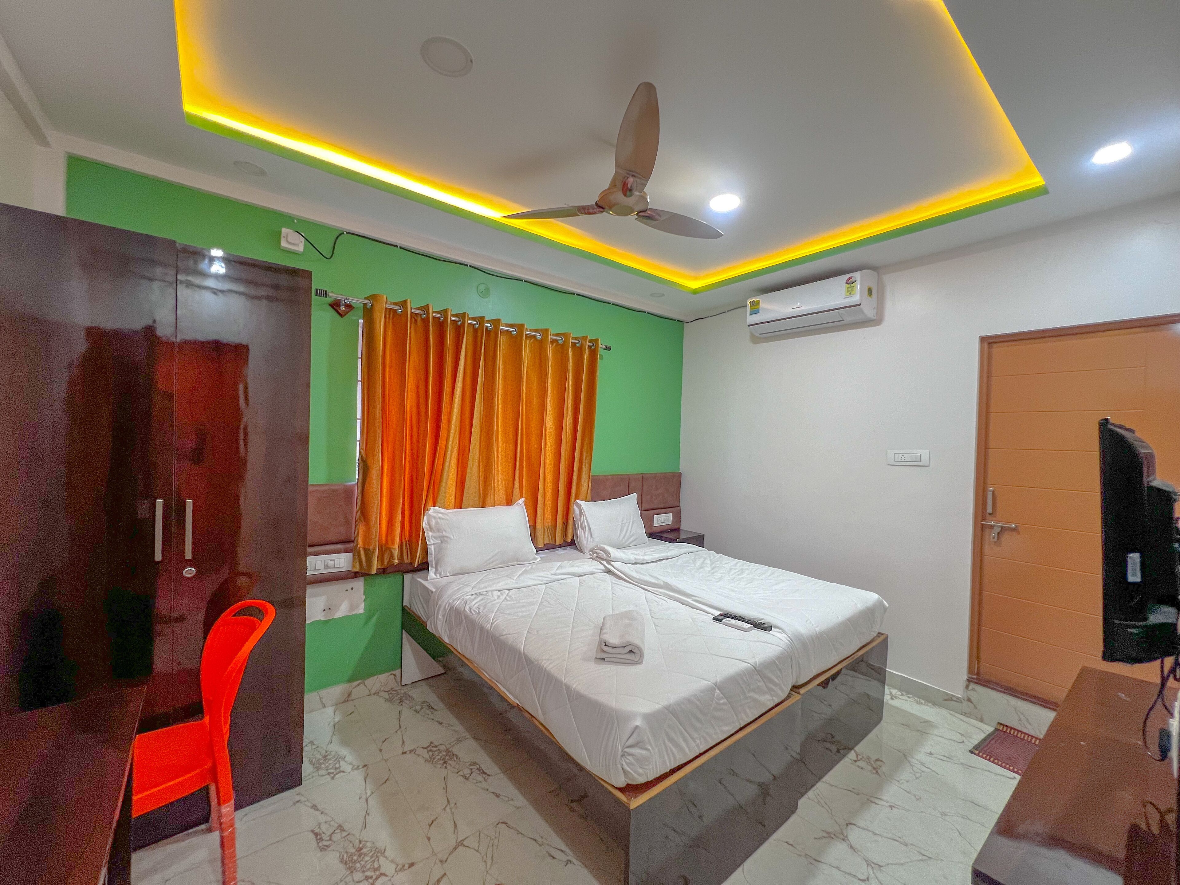 Hotel Grand Palace