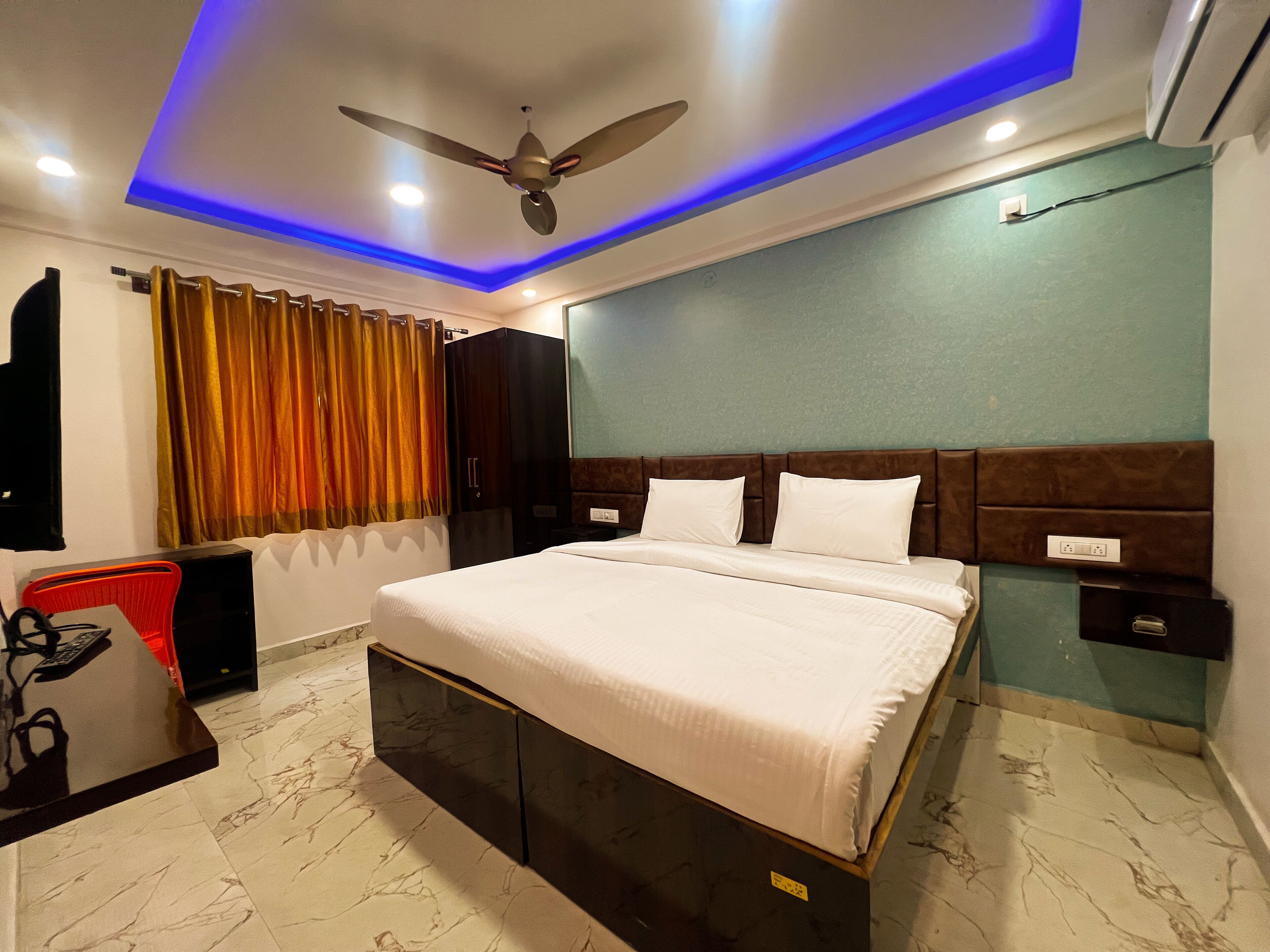 Hotel Grand Palace