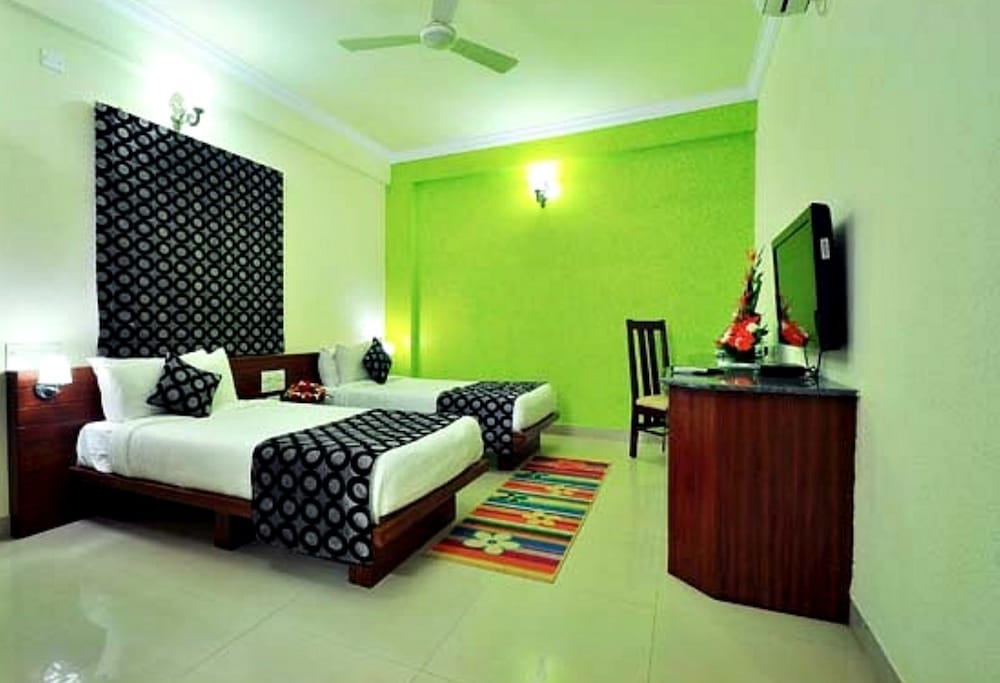 Hotel Highsky - Outer Ring Road