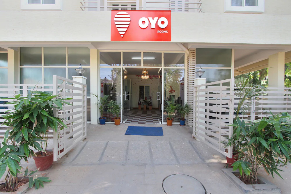 Hotel Home Comforts by OYO Rooms