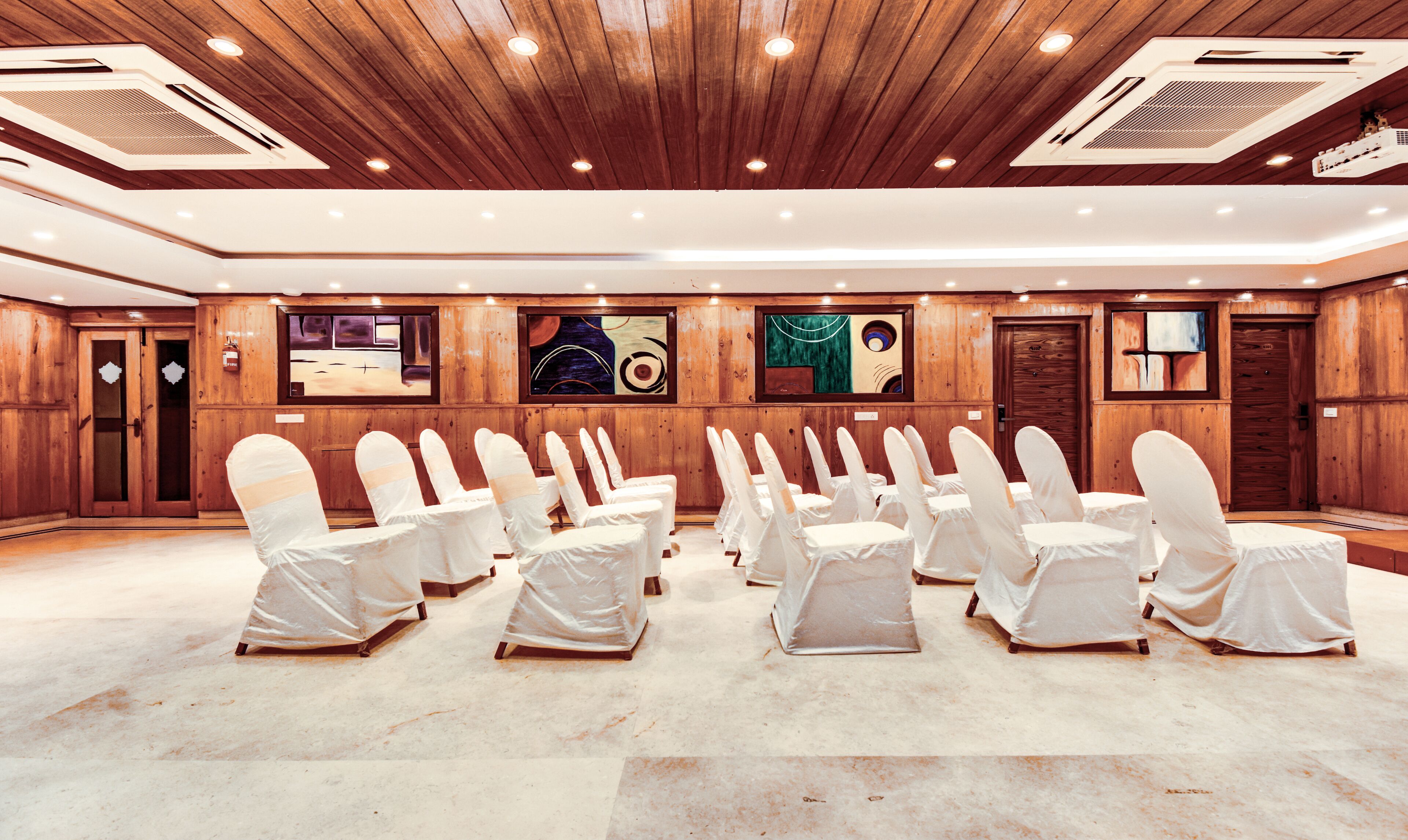 Hotel La Prosperite by OYO Rooms