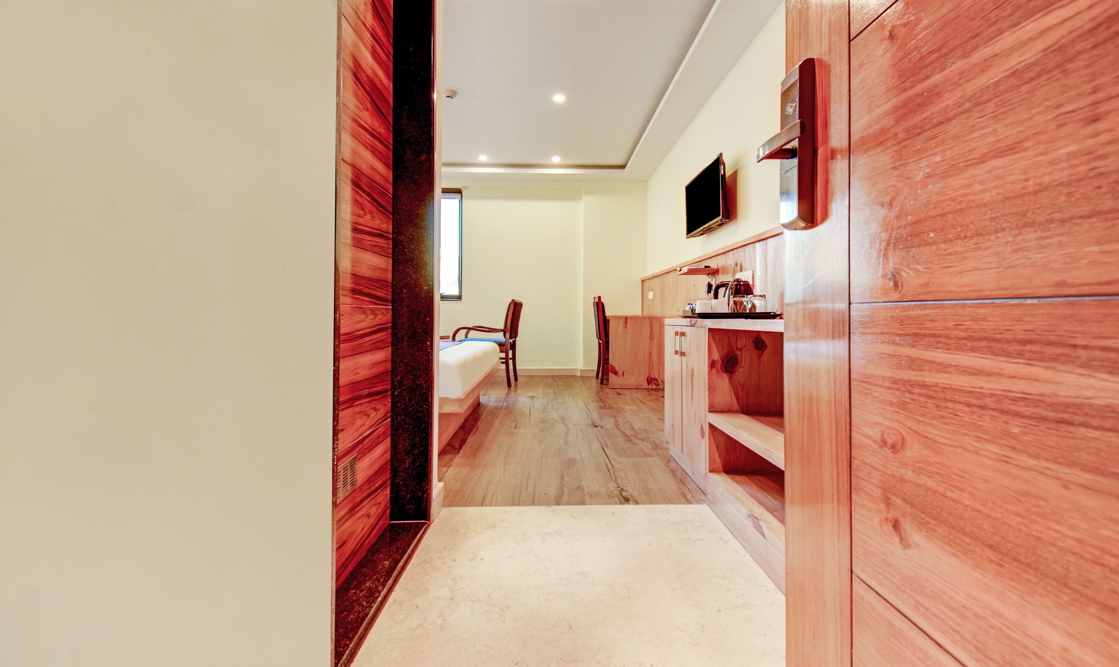 Hotel La Prosperite by OYO Rooms