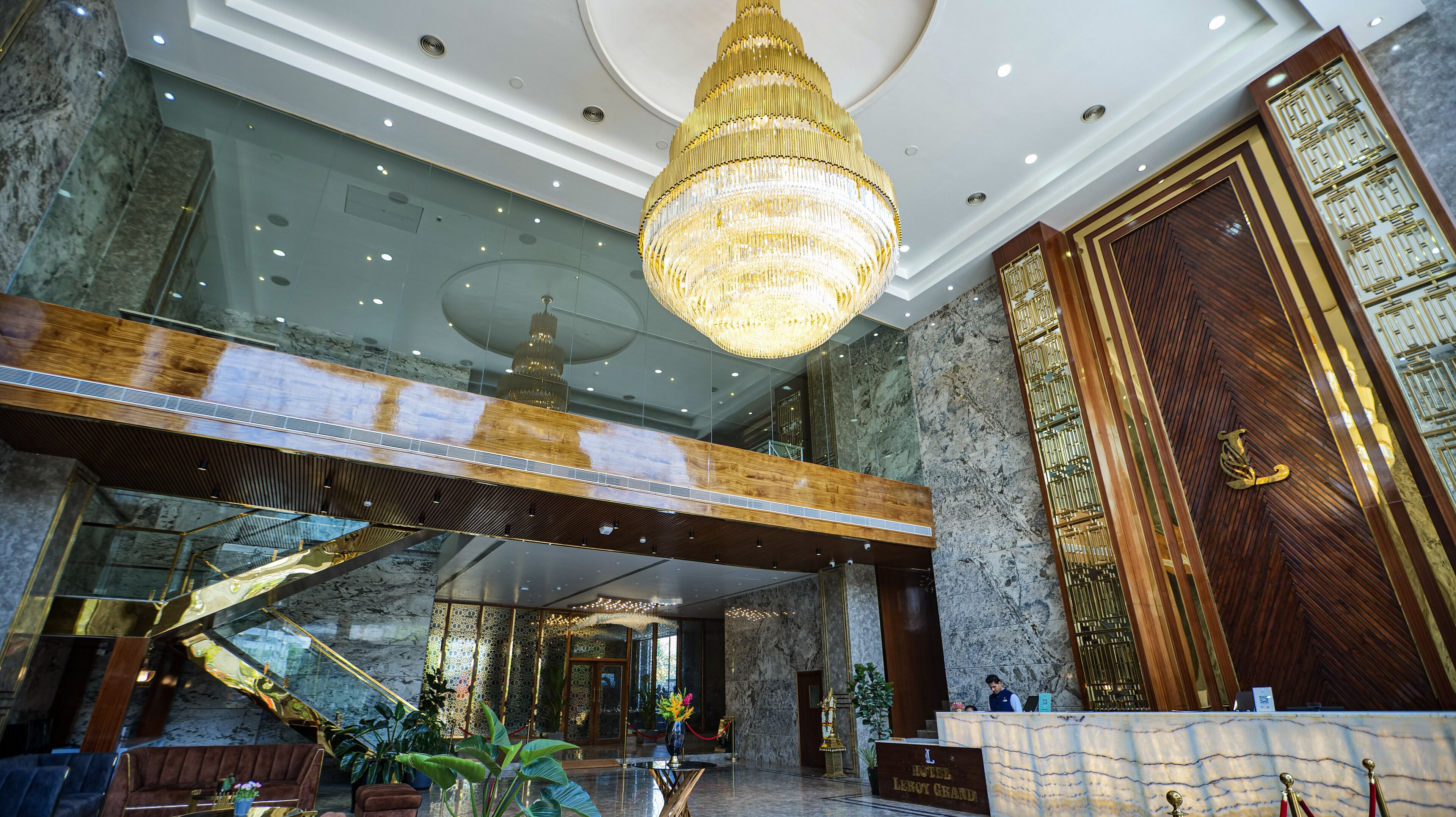Hotel Leroy Grand - Yeshwanthpur