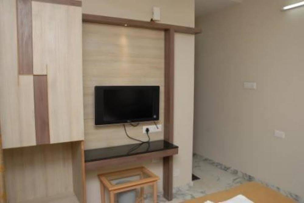 Hotel Manasa Paradise
