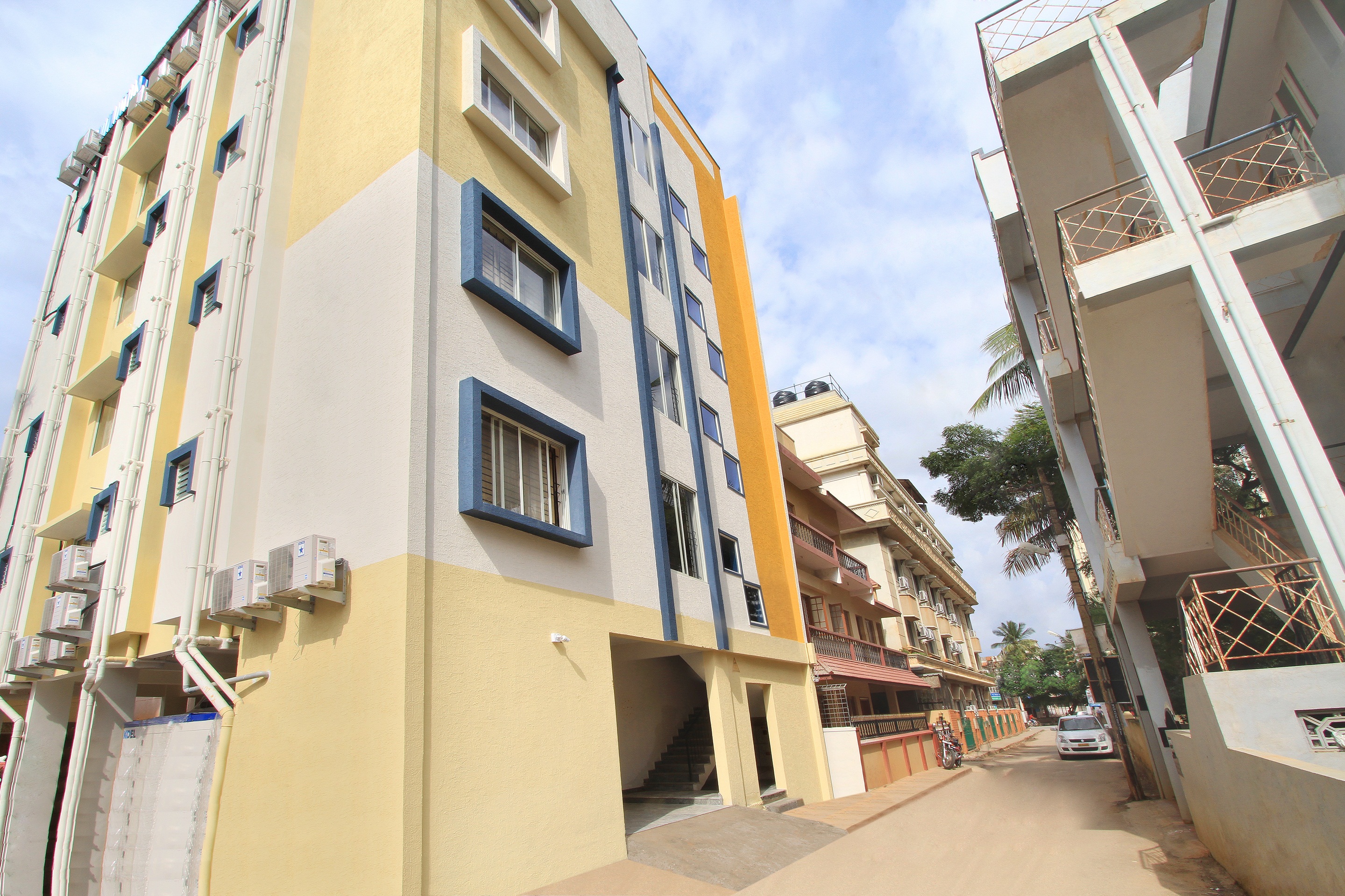 Hotel Manu Residency by OYO Rooms