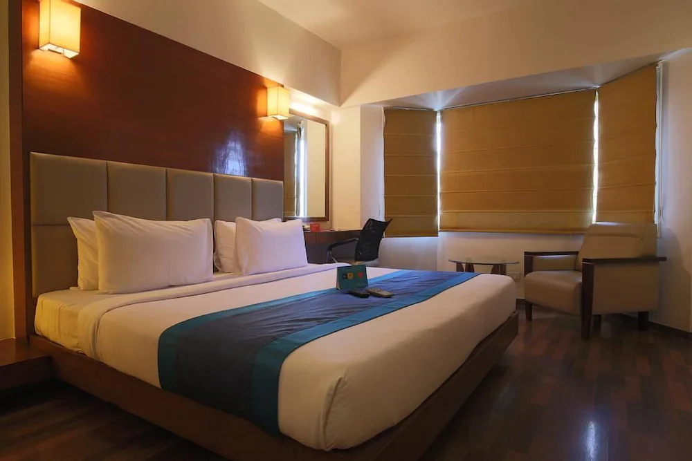 Hotel Monarch Stays