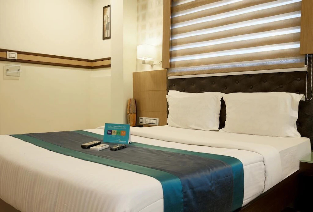 Hotel Monarch Stays