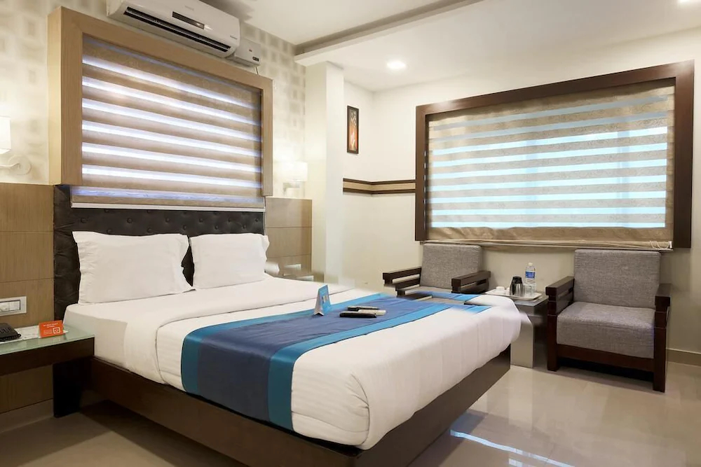 Hotel Monarch Stays