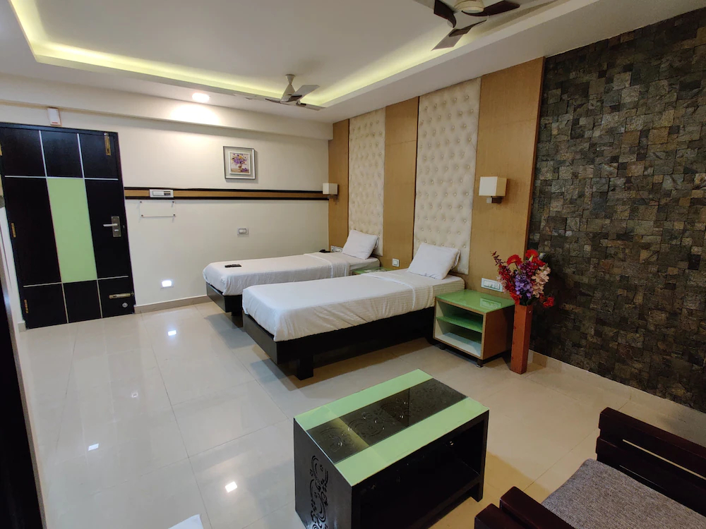 Hotel Monarch Stays