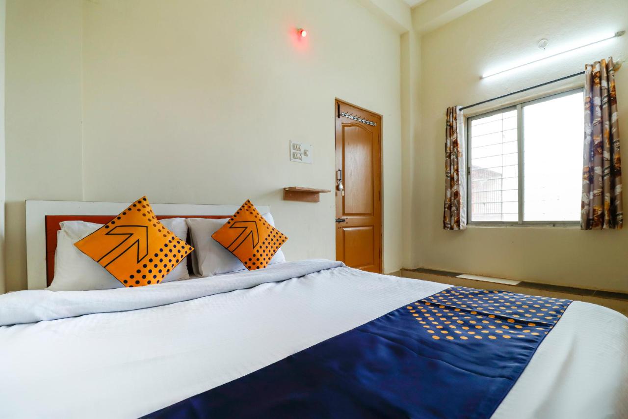 Hotel Mukunda Nilaya by OYO Rooms