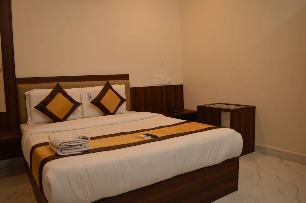 Hotel Plaza Residency