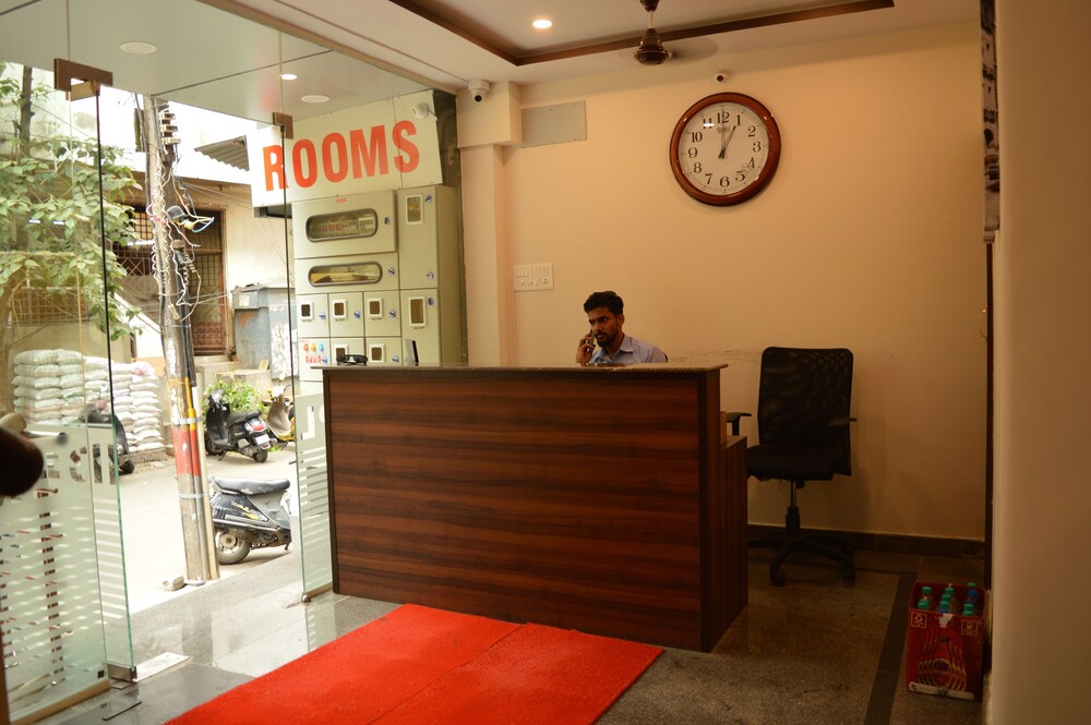 Hotel Plaza Residency