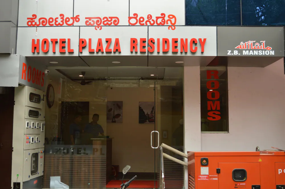 Hotel Plaza Residency