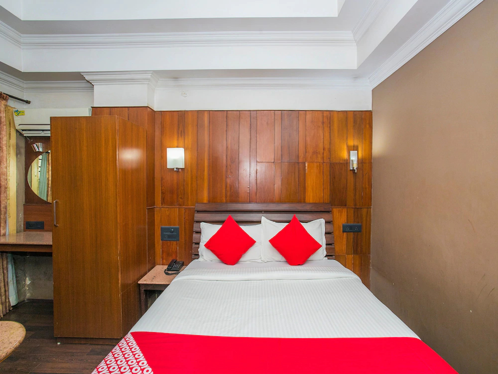 Hotel Pulkeshi by OYO Rooms