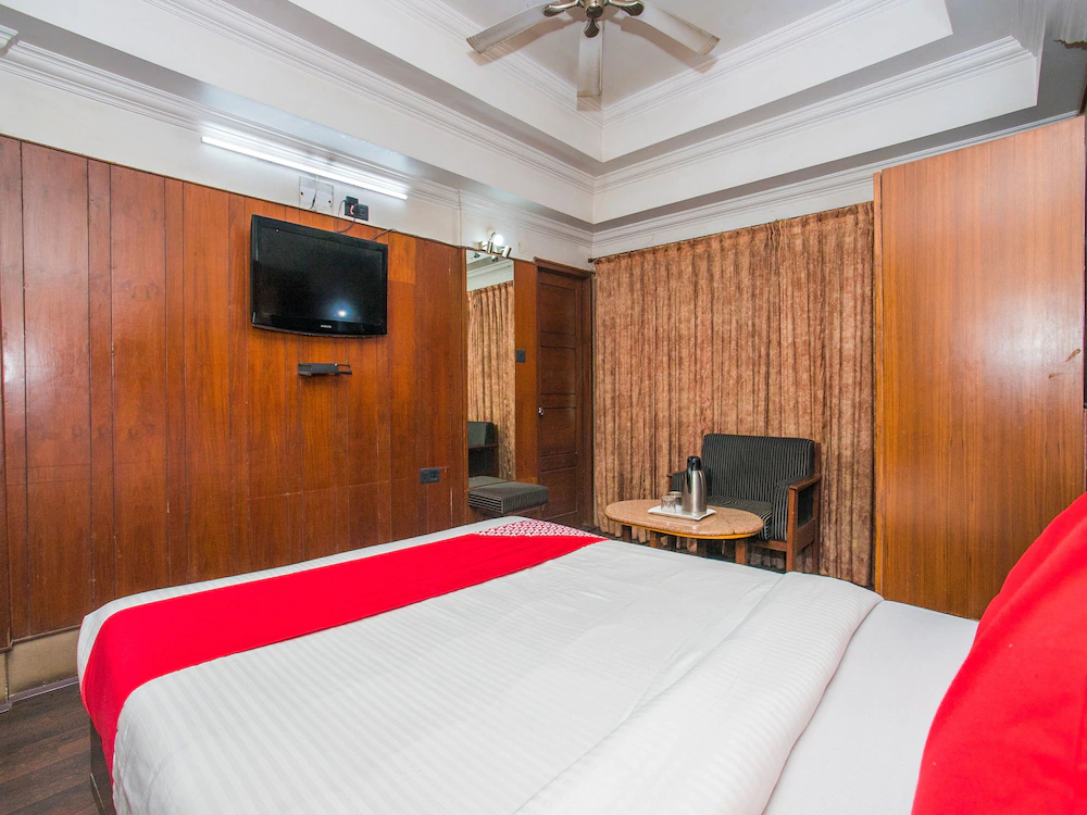 Hotel Pulkeshi by OYO Rooms