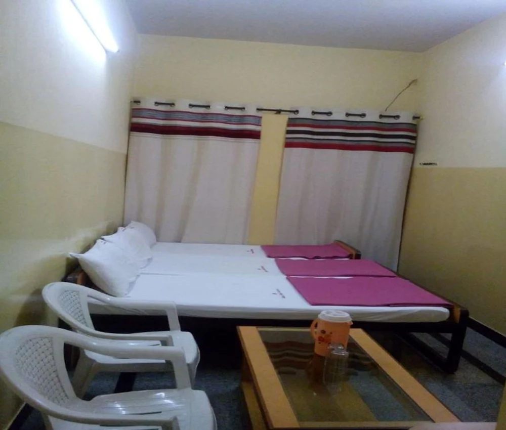 Hotel Rathna Mahal Residency