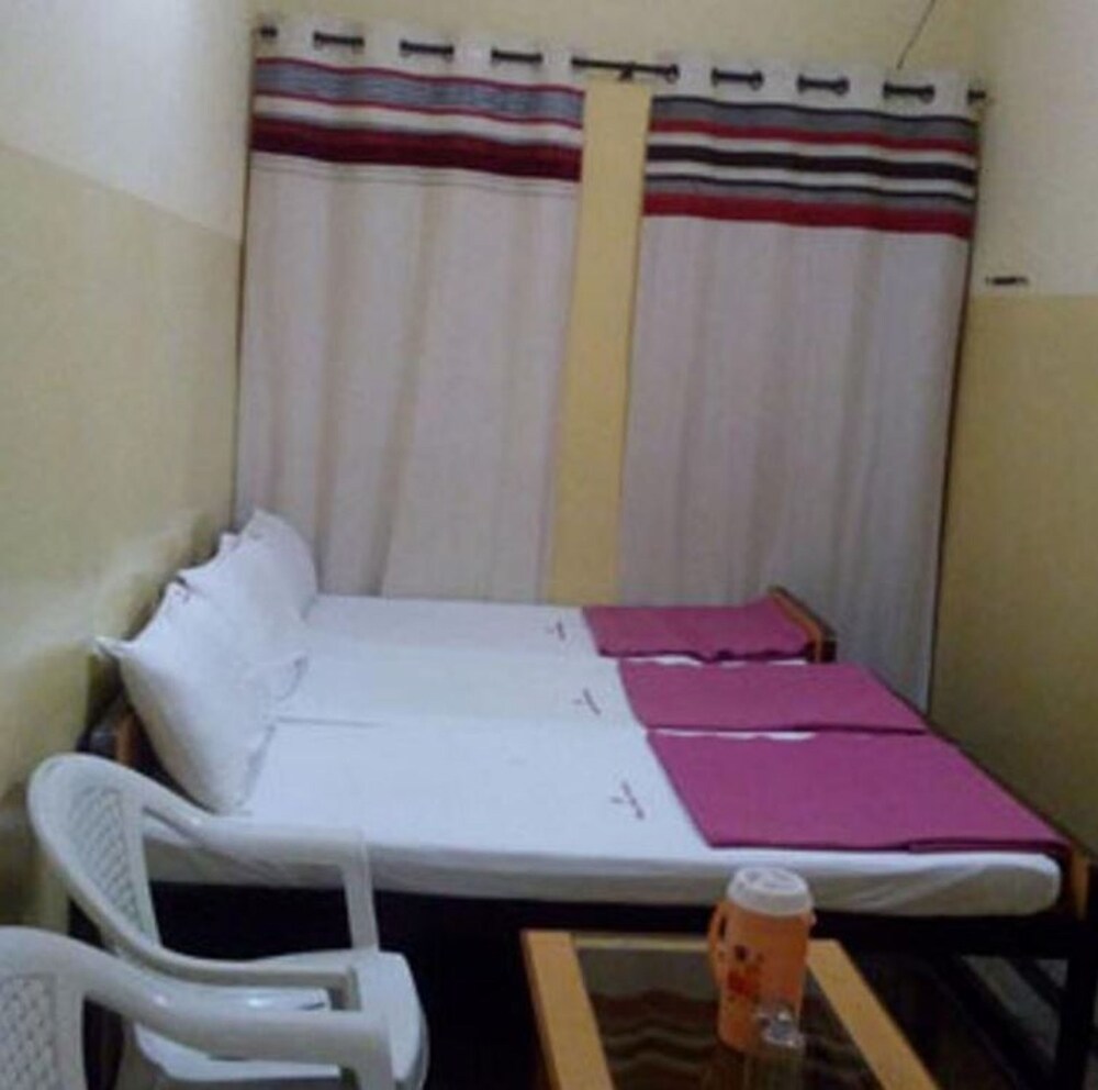 Hotel Rathna Mahal Residency