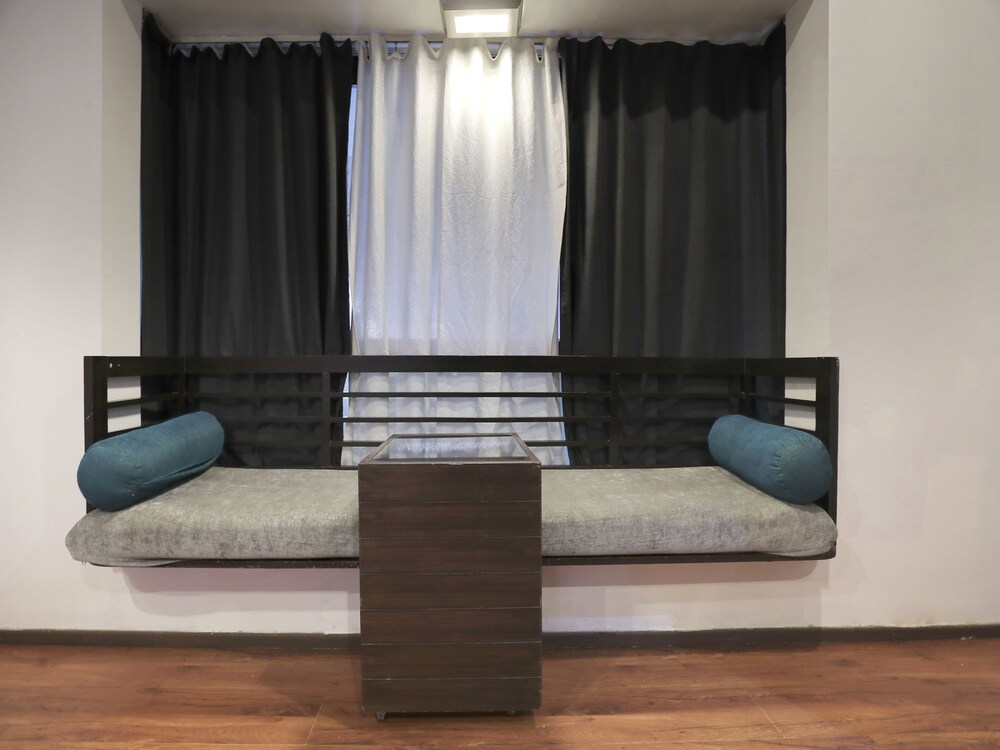Hotel Sasya Homes