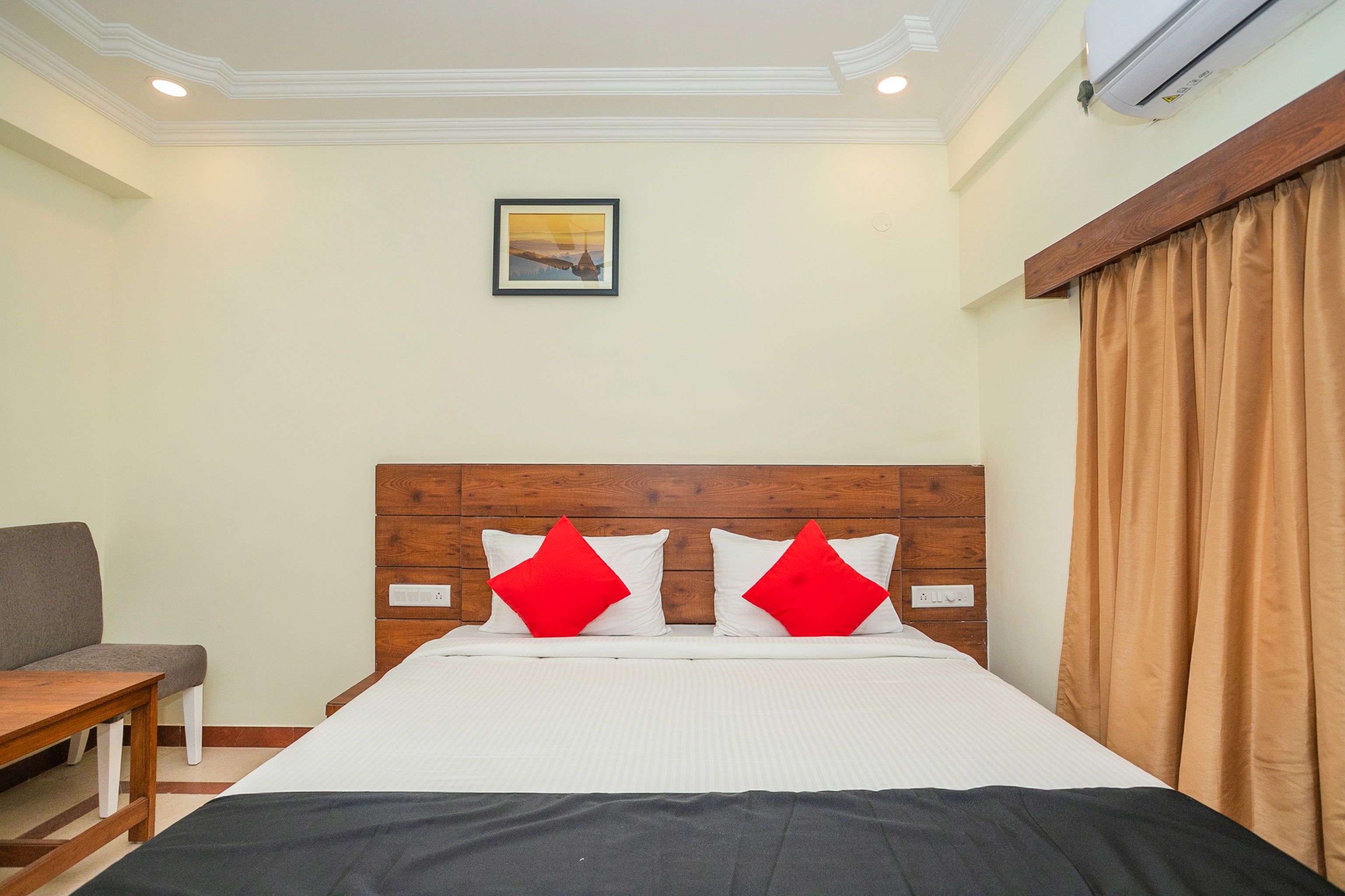 Hotel Savi International by OYO Rooms