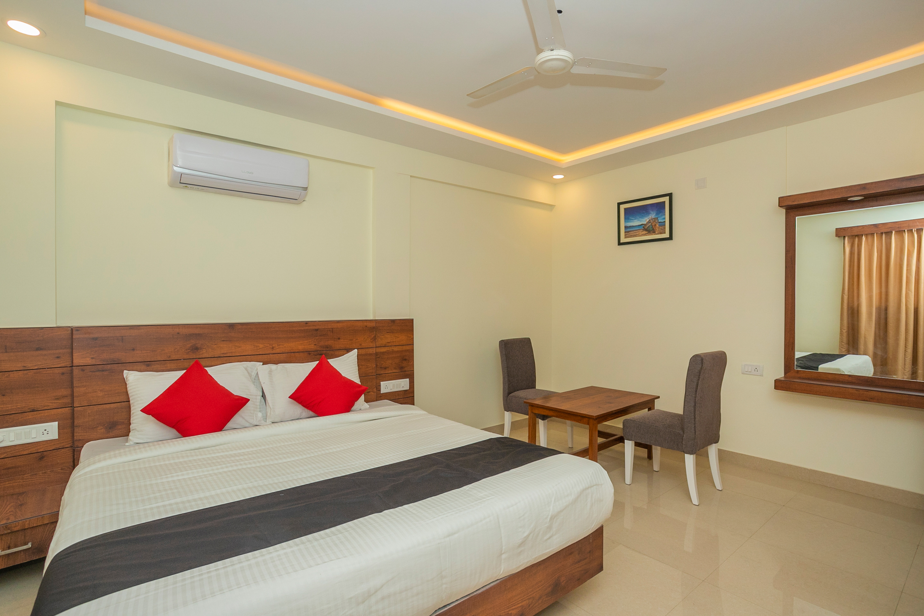 Hotel Savi International by OYO Rooms