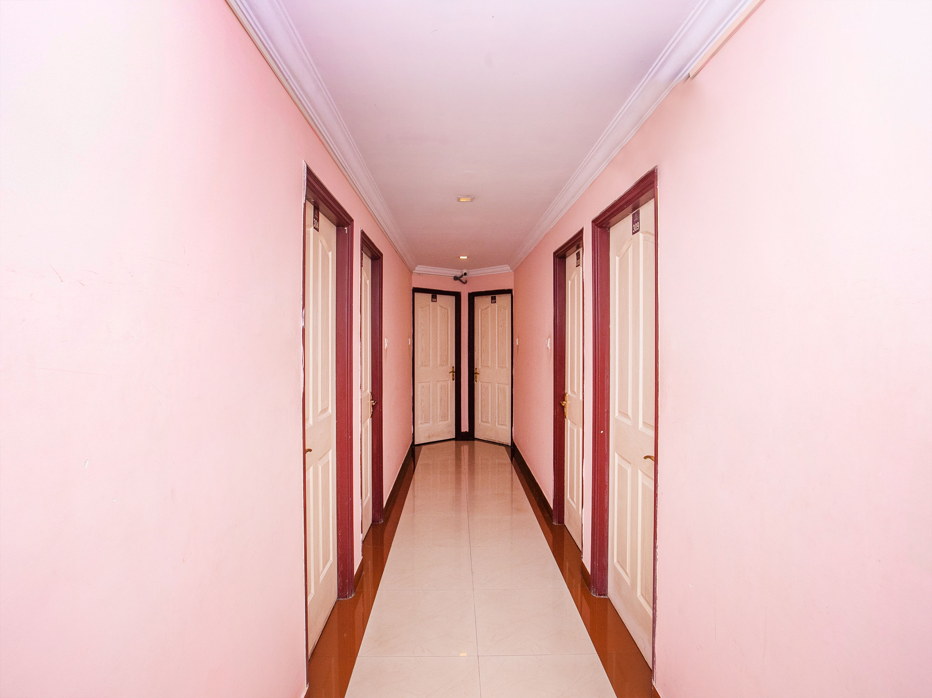 Hotel Skanda Shelters