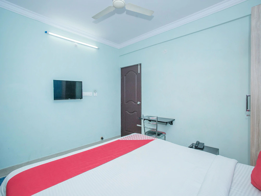 Hotel Surya Inn by OYO Rooms
