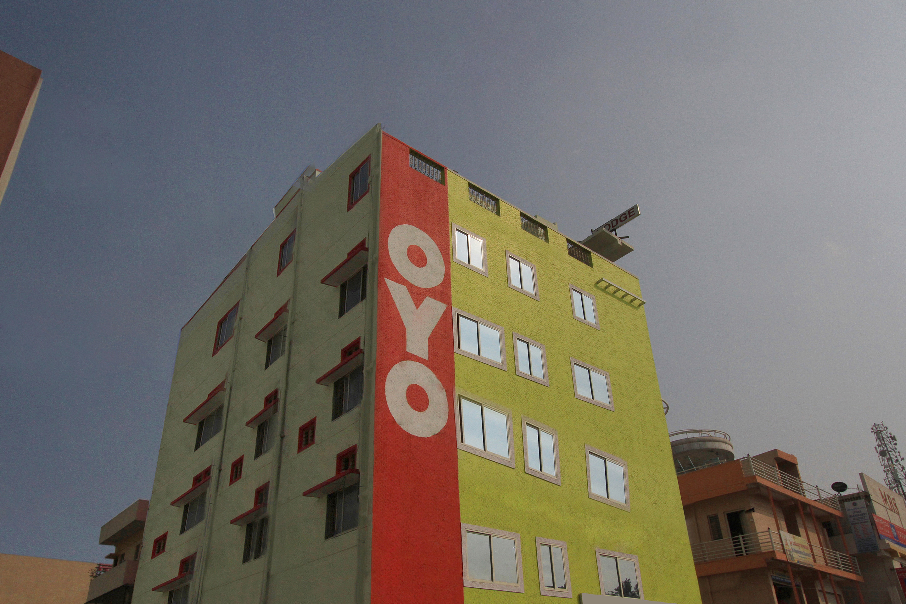 Hotel The Blue Ivy by OYO