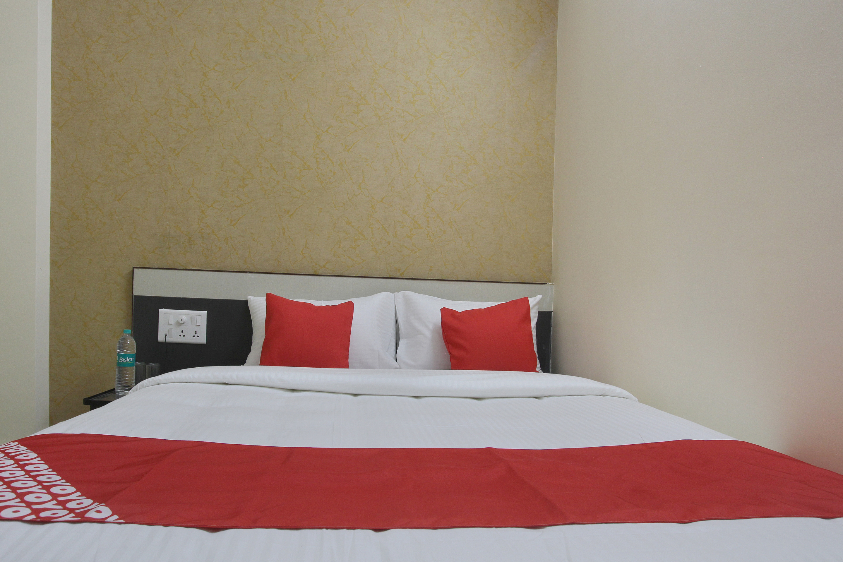 Hotel The Blue Ivy by OYO