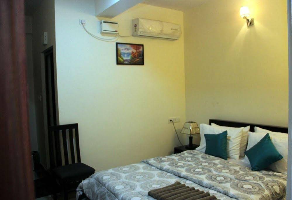 OYO Collection O Hotel Tiara Near Christ University