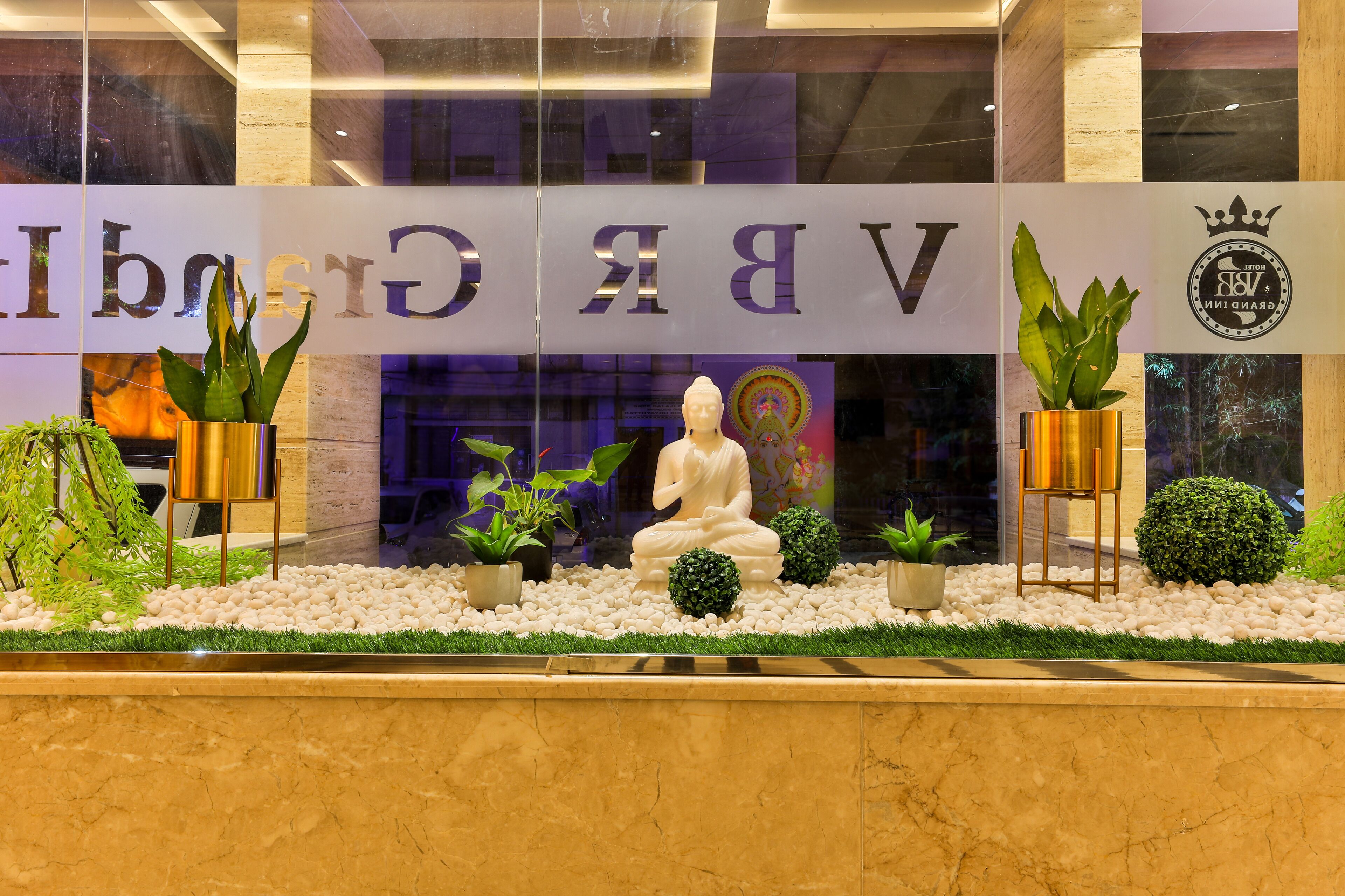 Hotel VBR Grand Inn