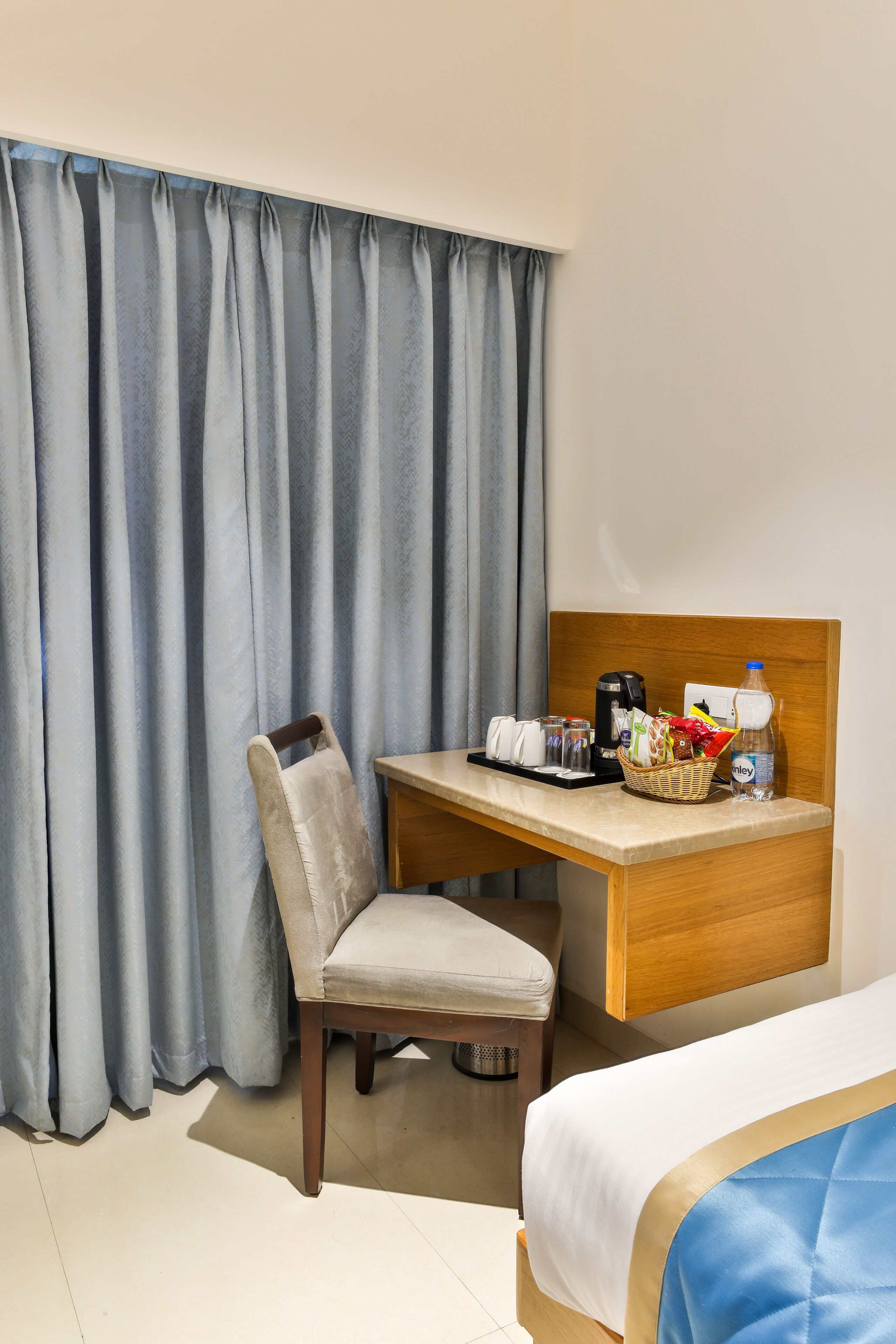 Hotel VBR Grand Inn