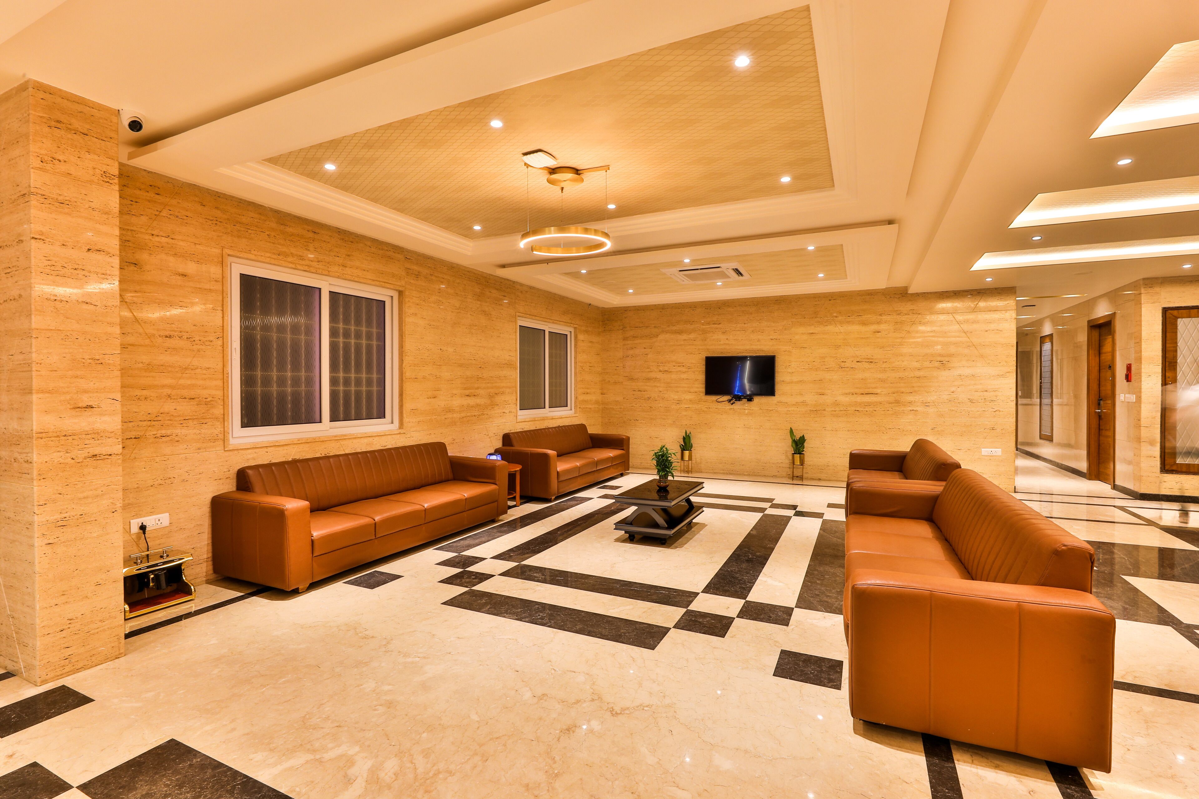 Hotel VBR Grand Inn