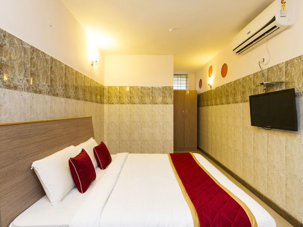 Hotel Venus Comforts by OYO Rooms