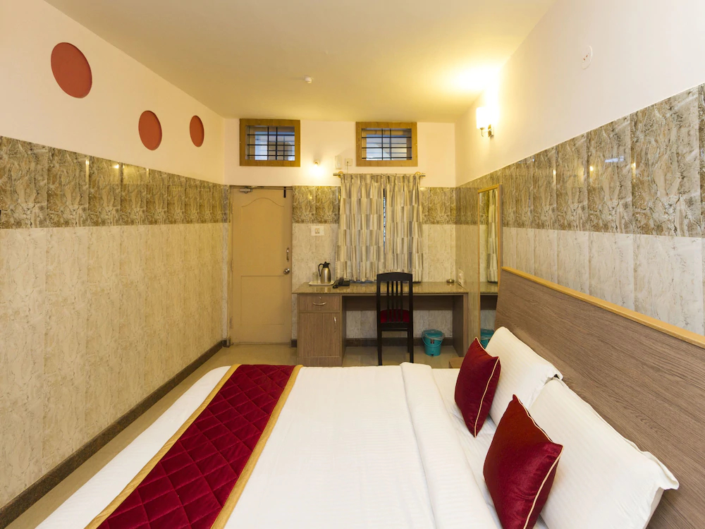 Hotel Venus Comforts by OYO Rooms