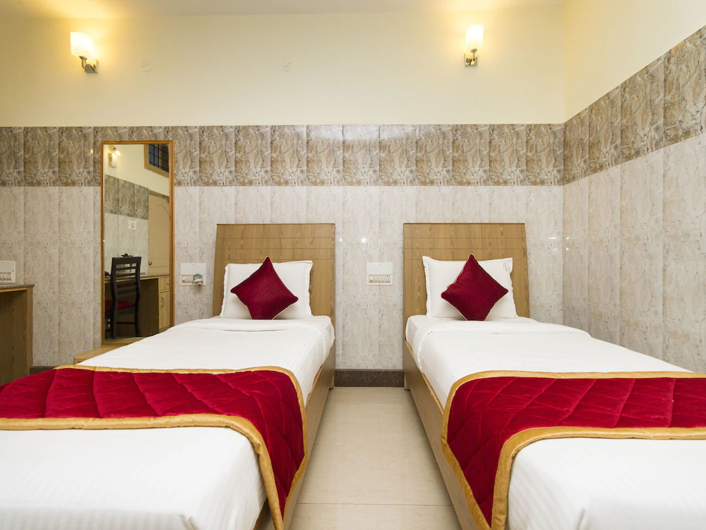 Hotel Venus Comforts by OYO Rooms