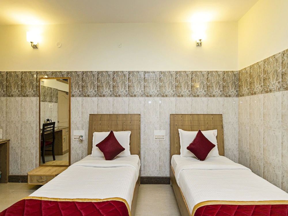 Hotel Venus Comforts by OYO Rooms