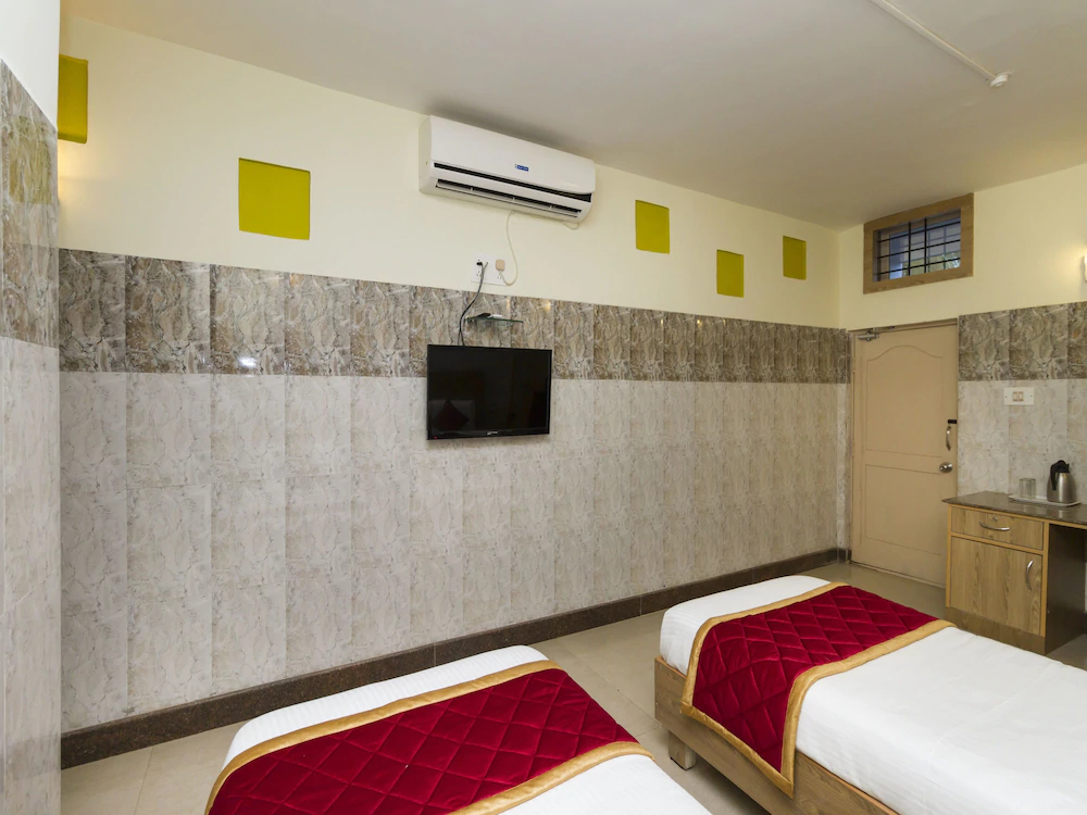 Hotel Venus Comforts by OYO Rooms
