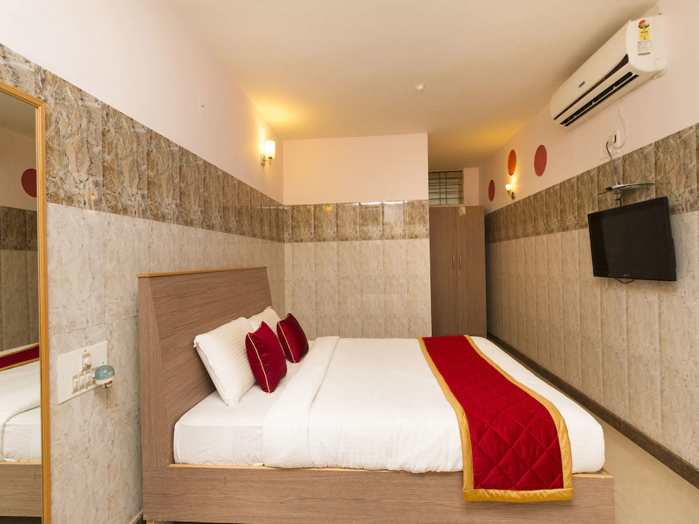 Hotel Venus Comforts by OYO Rooms