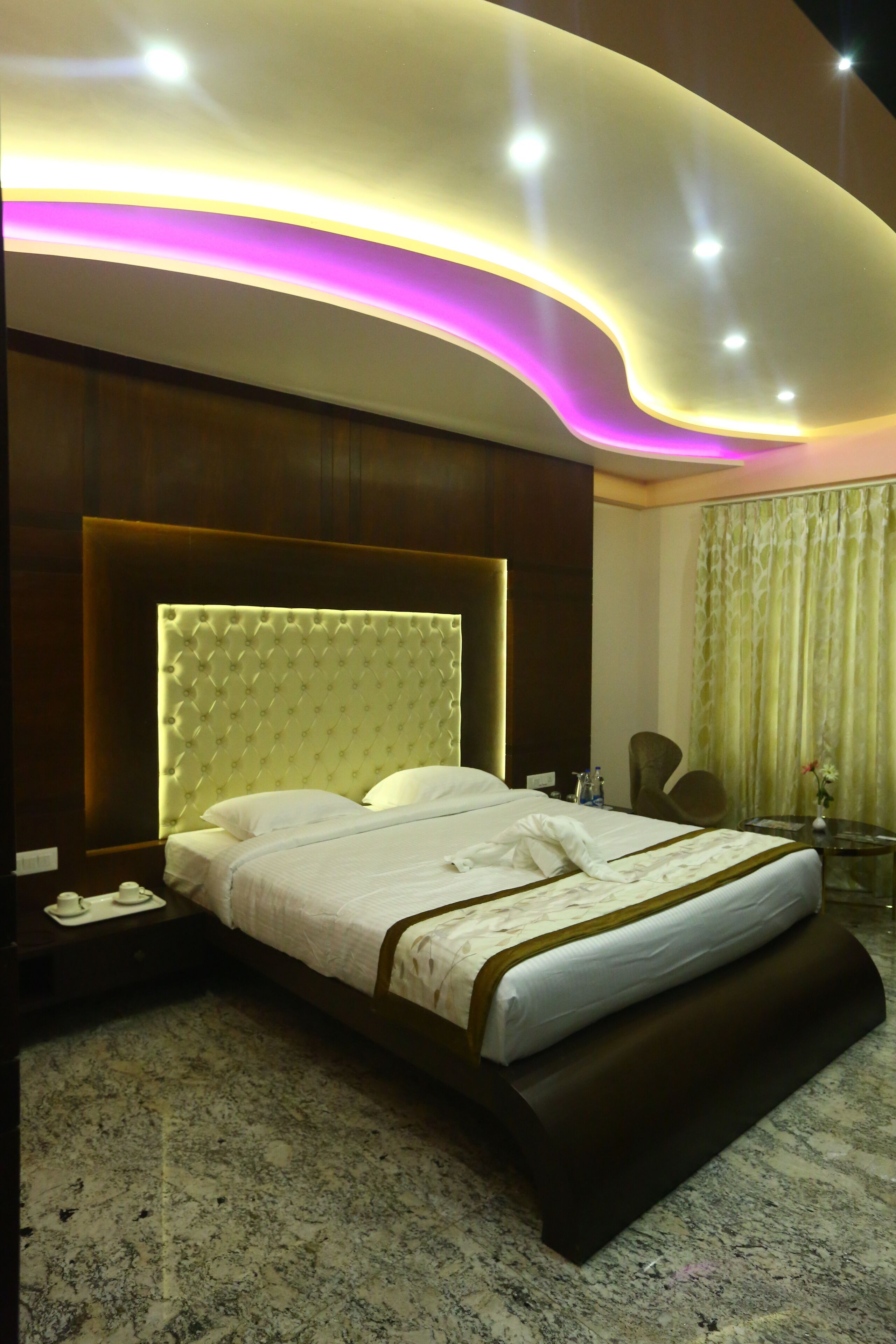 Hotel White Rock