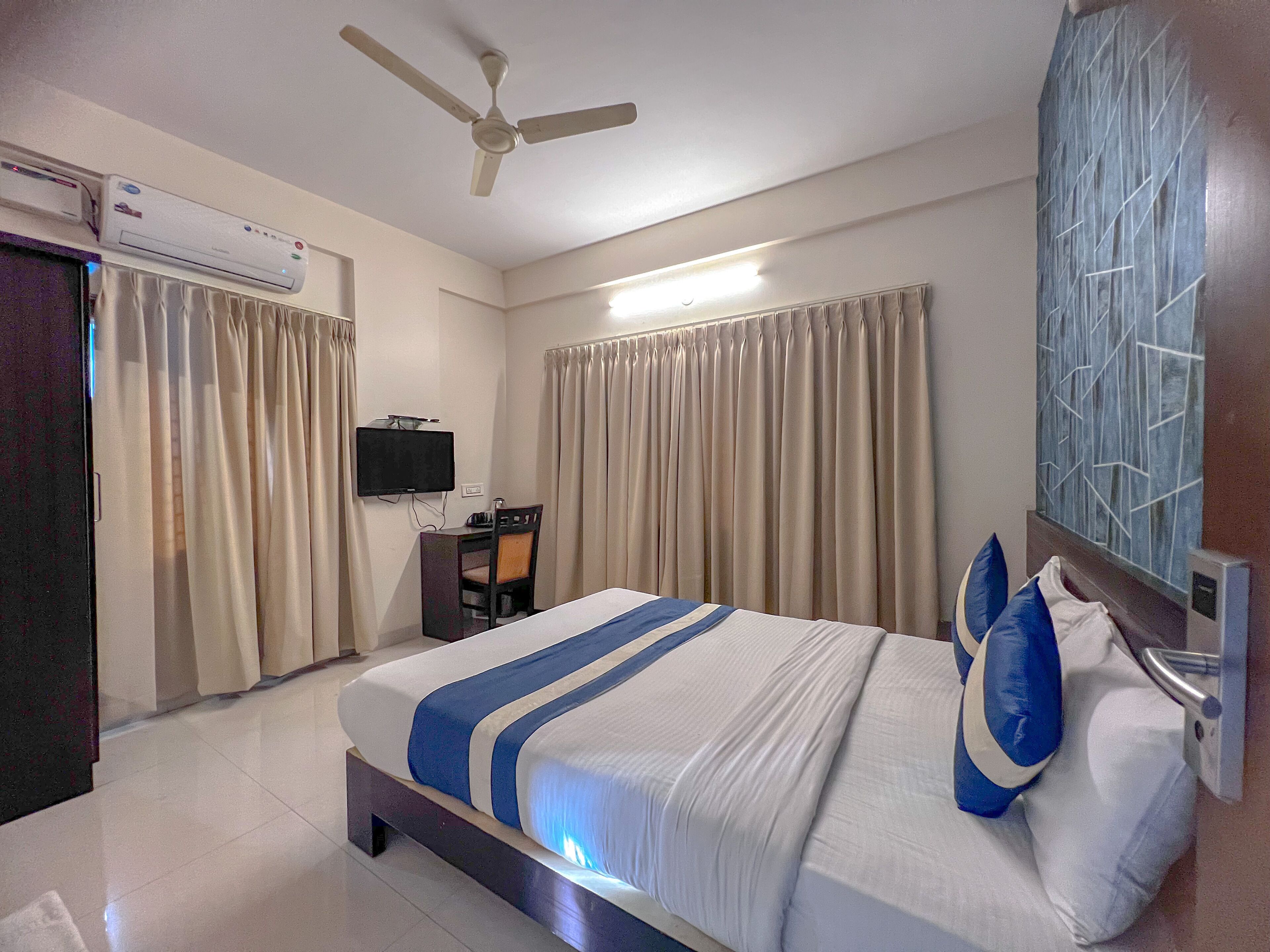 Hotel Willow Tree